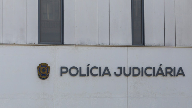 Detidos 6 membros do grupo de extrema-direita Movimento Armilar Lusitano
